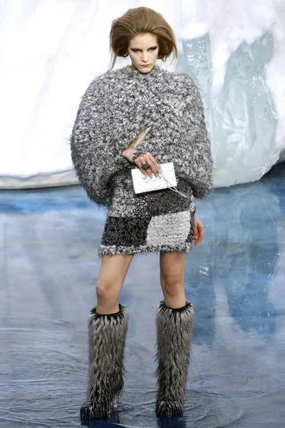 Look 33